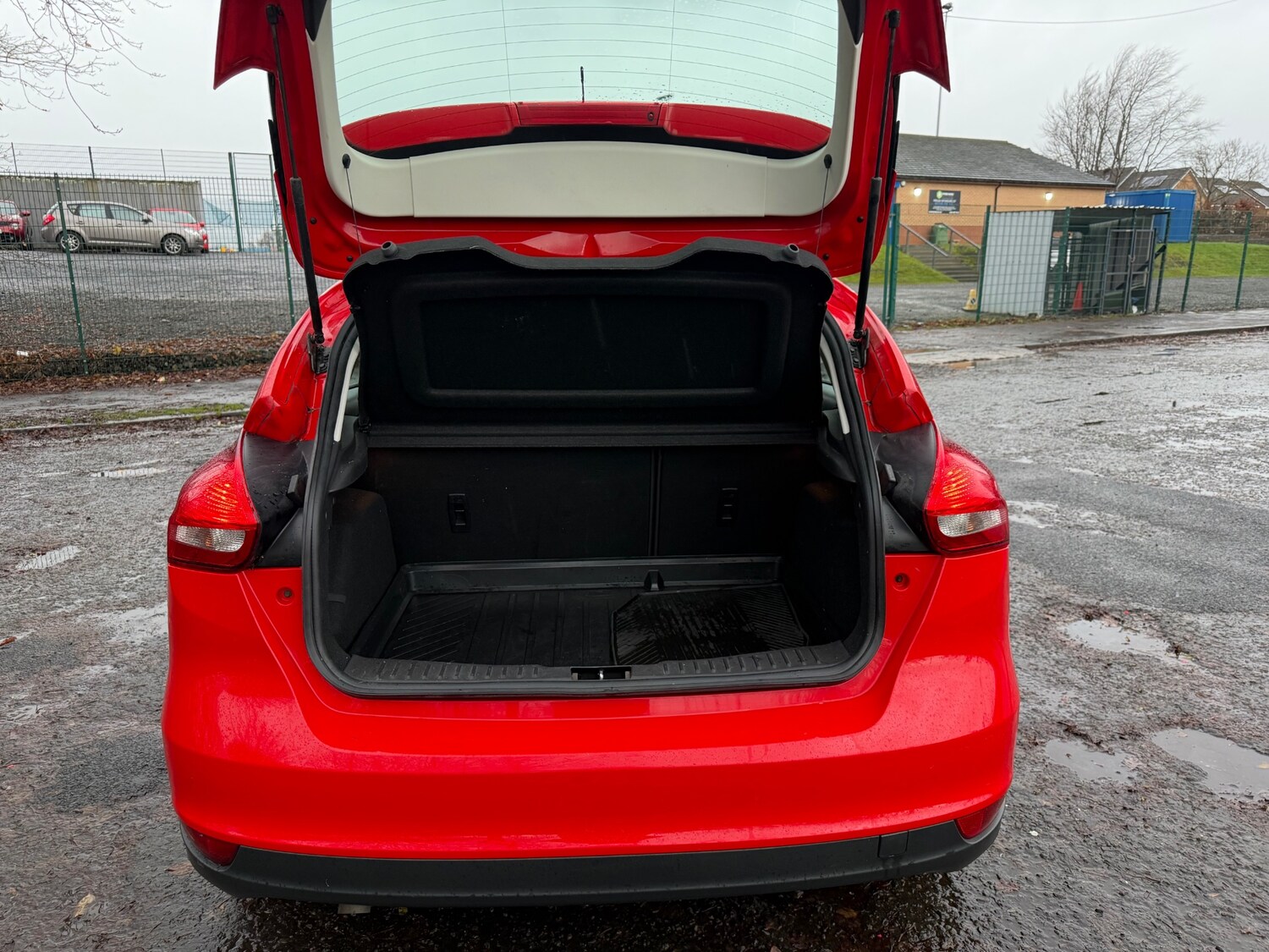 Used Ford Focus 2015 for sale - 76882137: Photo 14