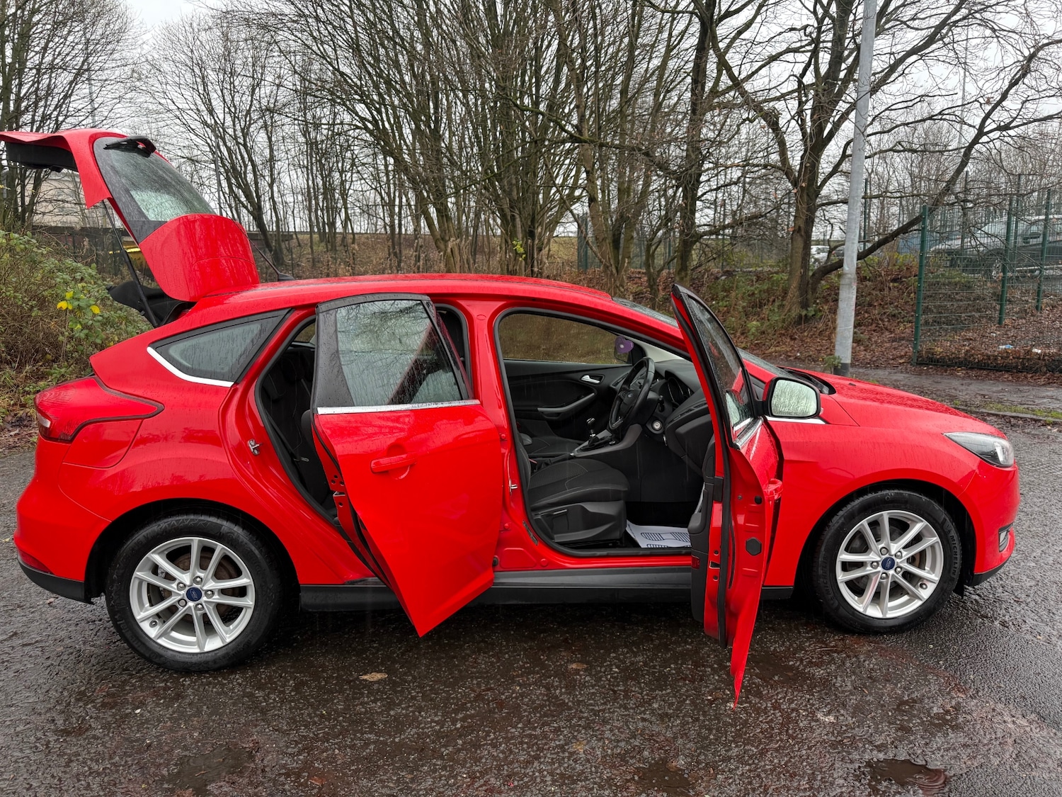 Used Ford Focus 2015 for sale - 76882137: Photo 18