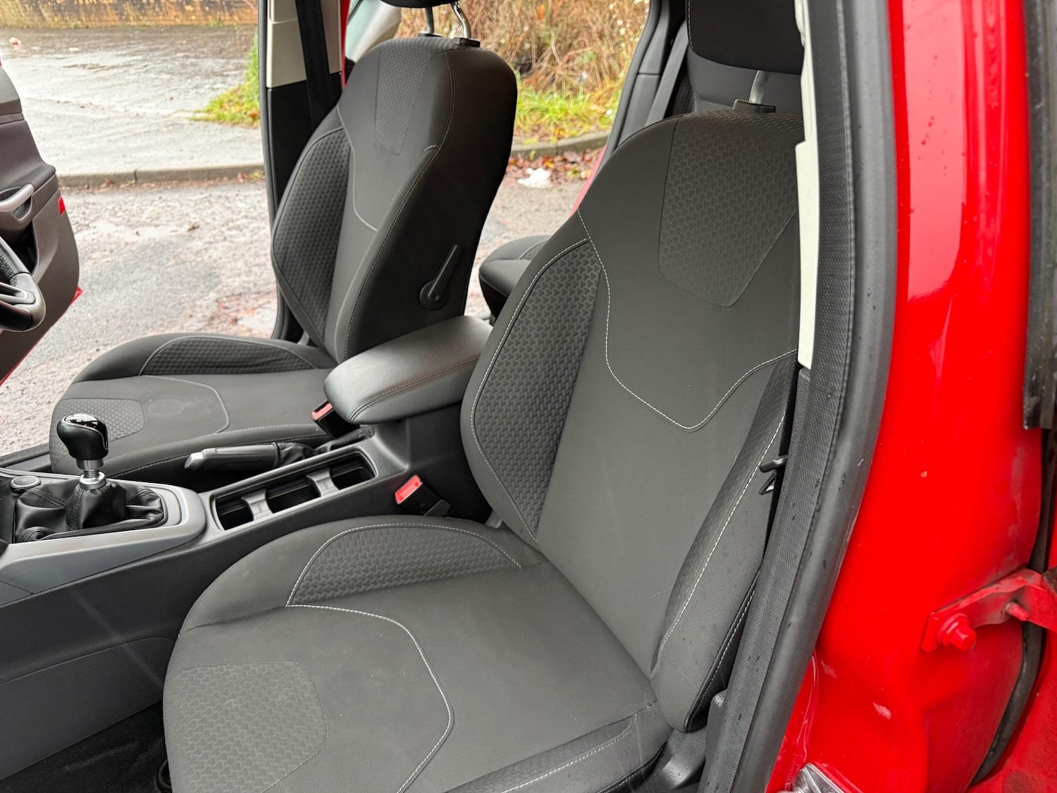 Used Ford Focus 2015 for sale - 76882137: Photo 19