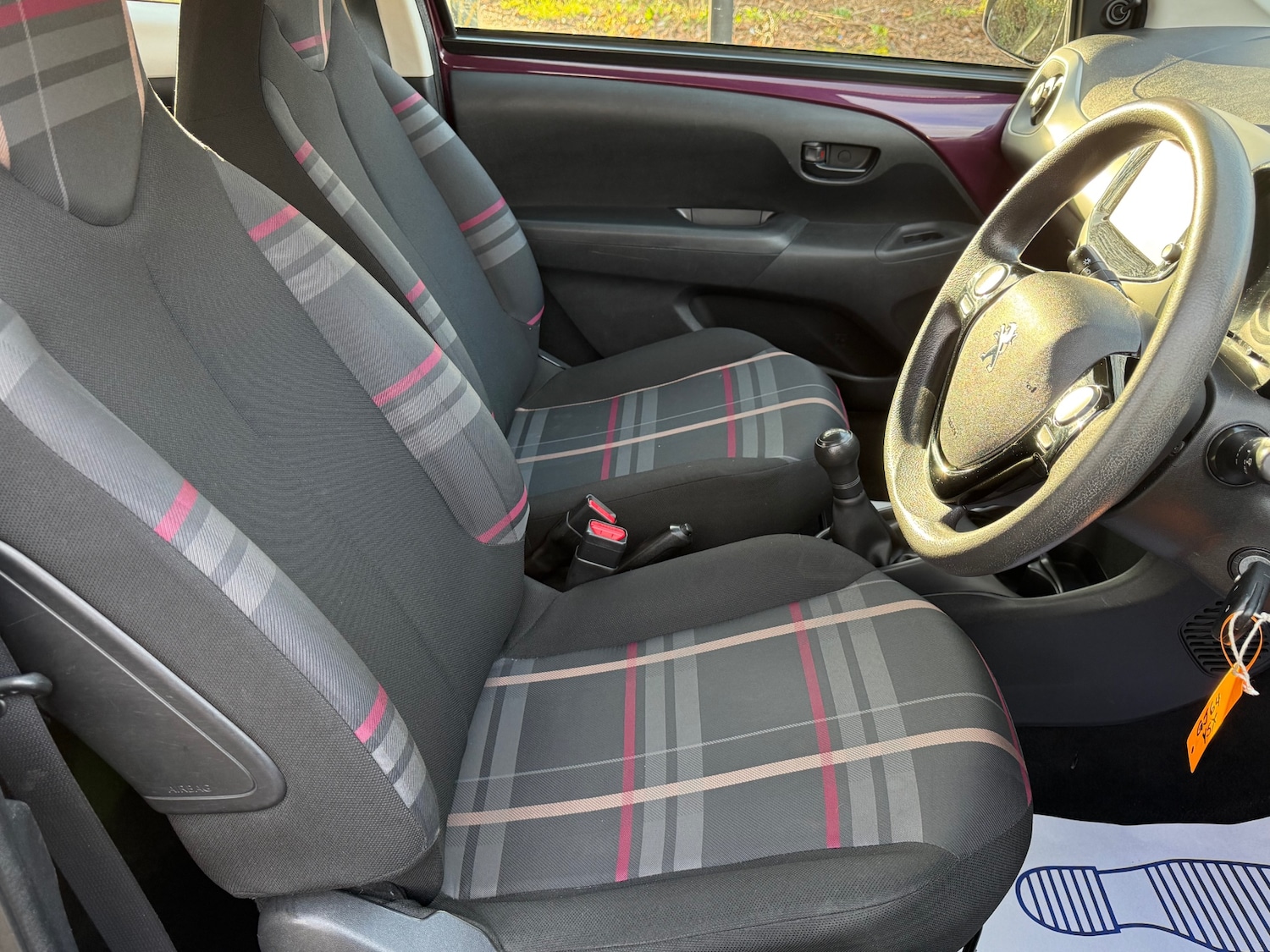 Used Peugeot 108 2014 for sale - 77412570: Photo 15