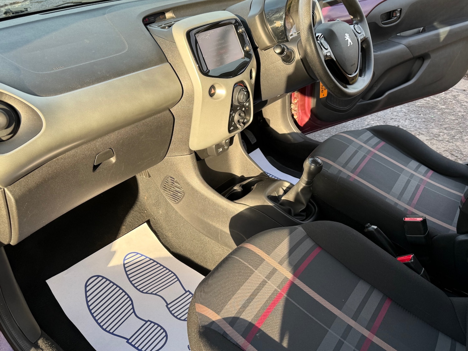 Used Peugeot 108 2014 for sale - 77412570: Photo 19