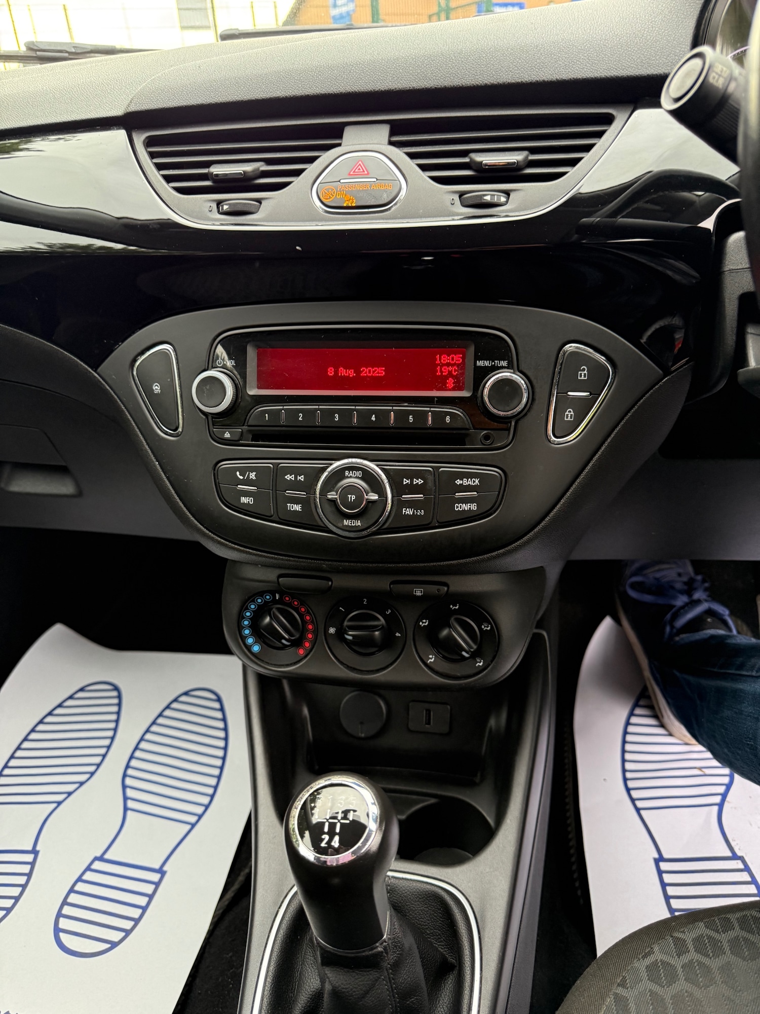 Vehicle 25