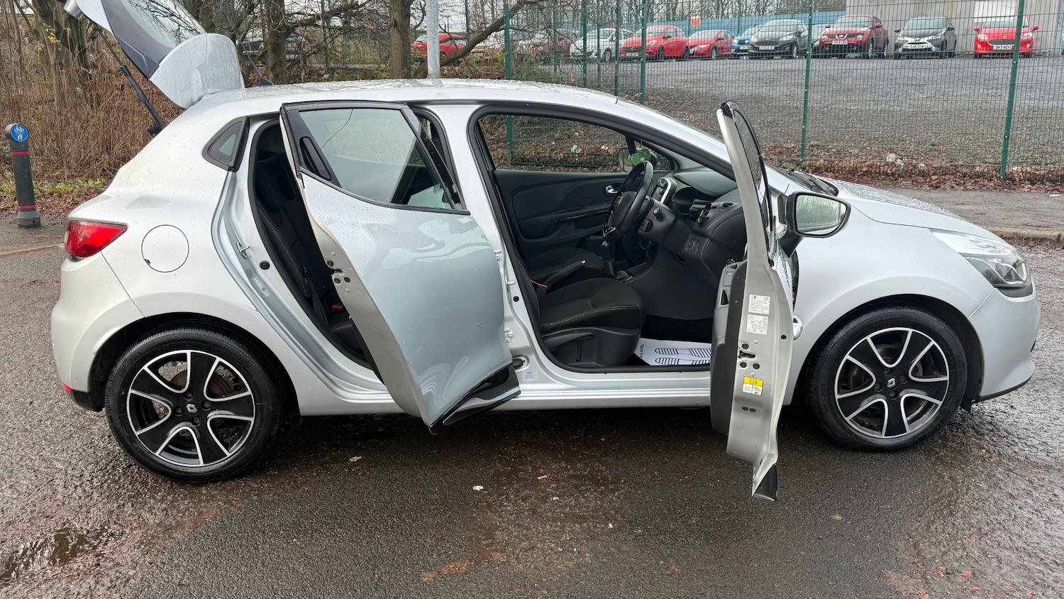 Used Renault Clio 2016 for sale - 76963721: Photo 16