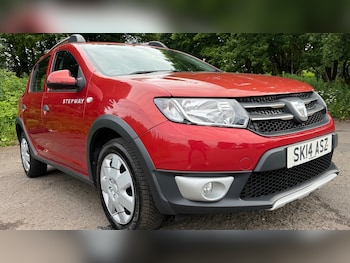 Used Dacia Sandero Stepway 2014 for sale - 78915686: Photo