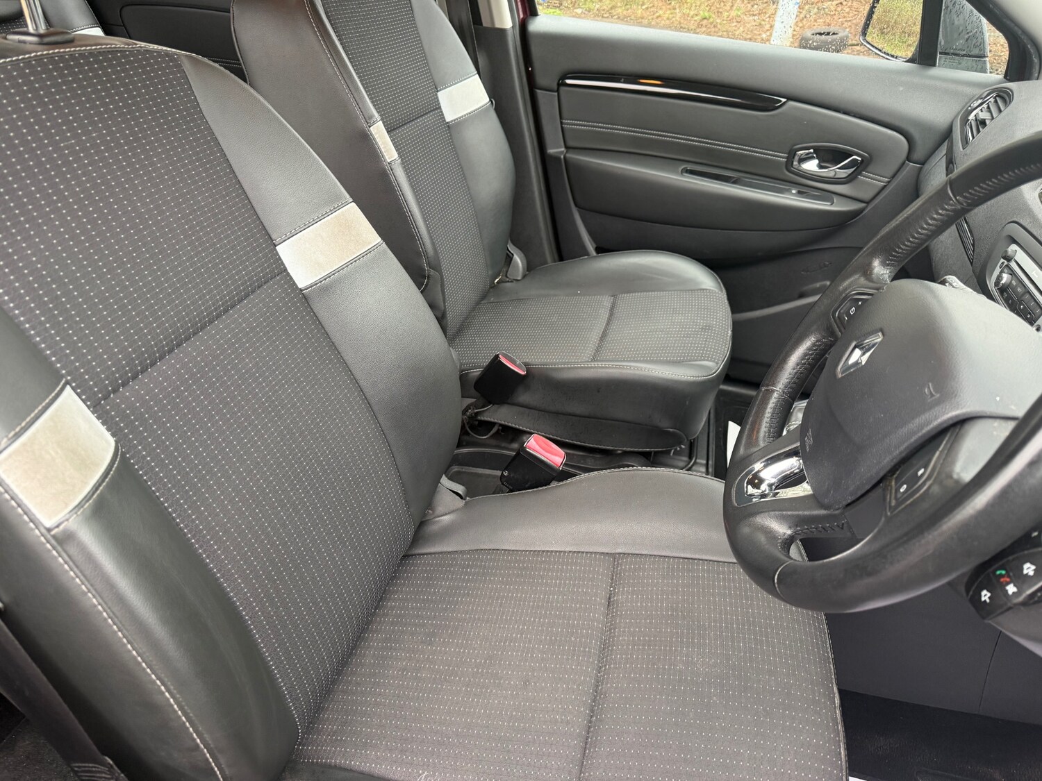 Used Renault Scenic 2013 for sale - 77994446: Photo 18