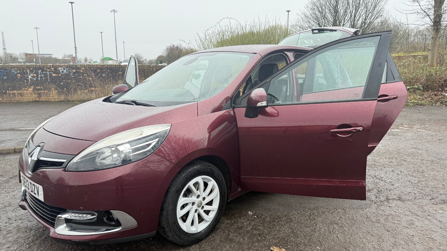 Used Renault Scenic 2013 for sale - 77994446: Photo 23