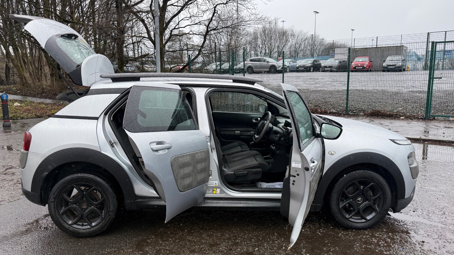Used Citroen C4 Cactus 2015 for sale - 77681612: Photo 16
