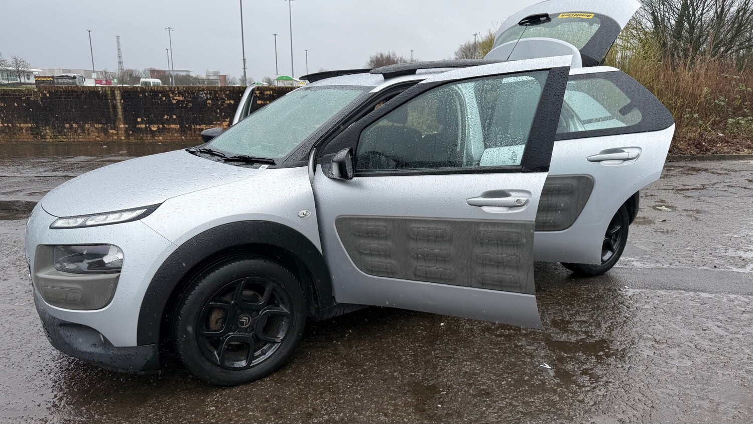 Used Citroen C4 Cactus 2015 for sale - 77681612: Photo 21