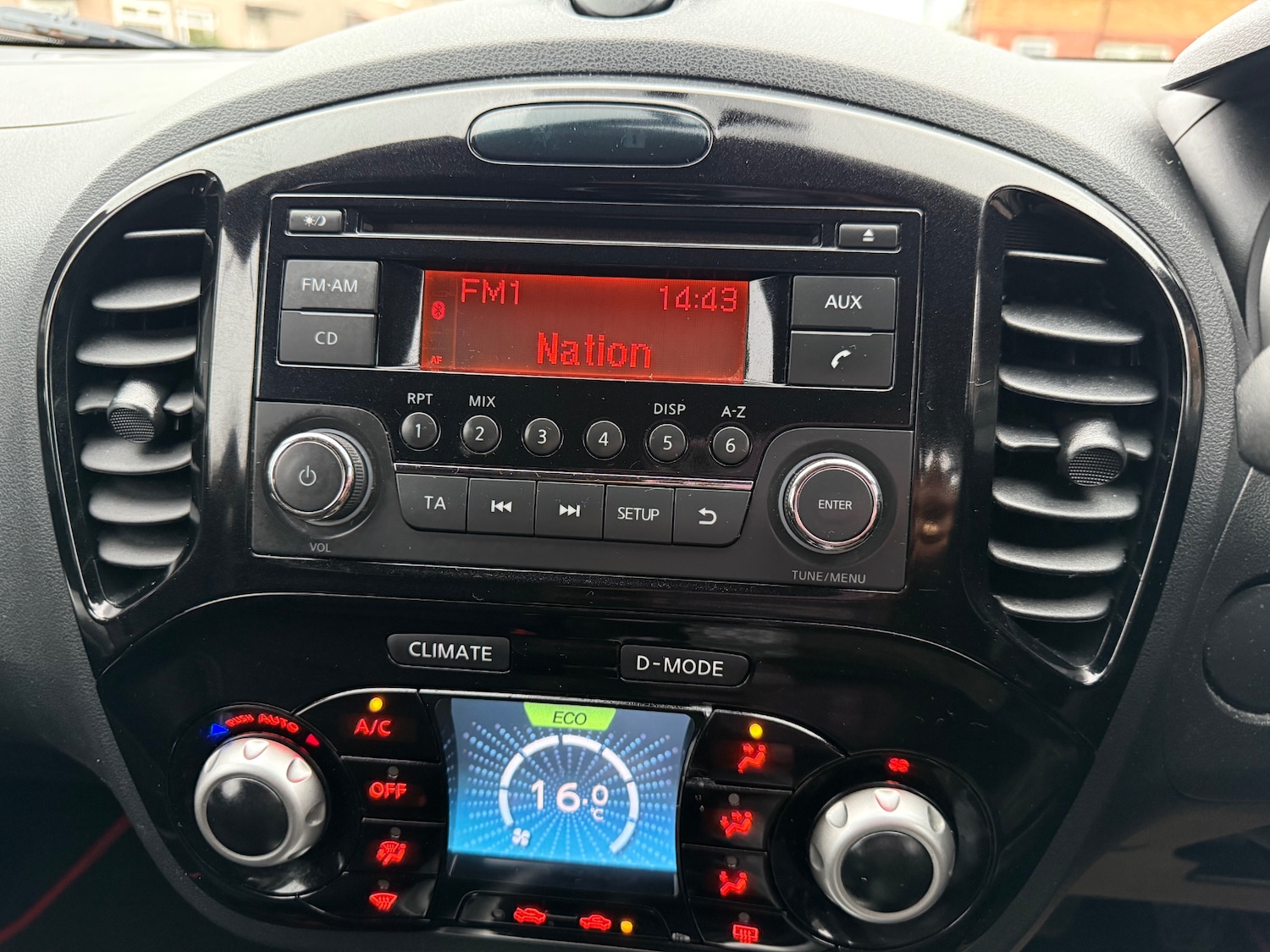 Used Nissan Juke 2014 for sale - 76786953: Photo 24