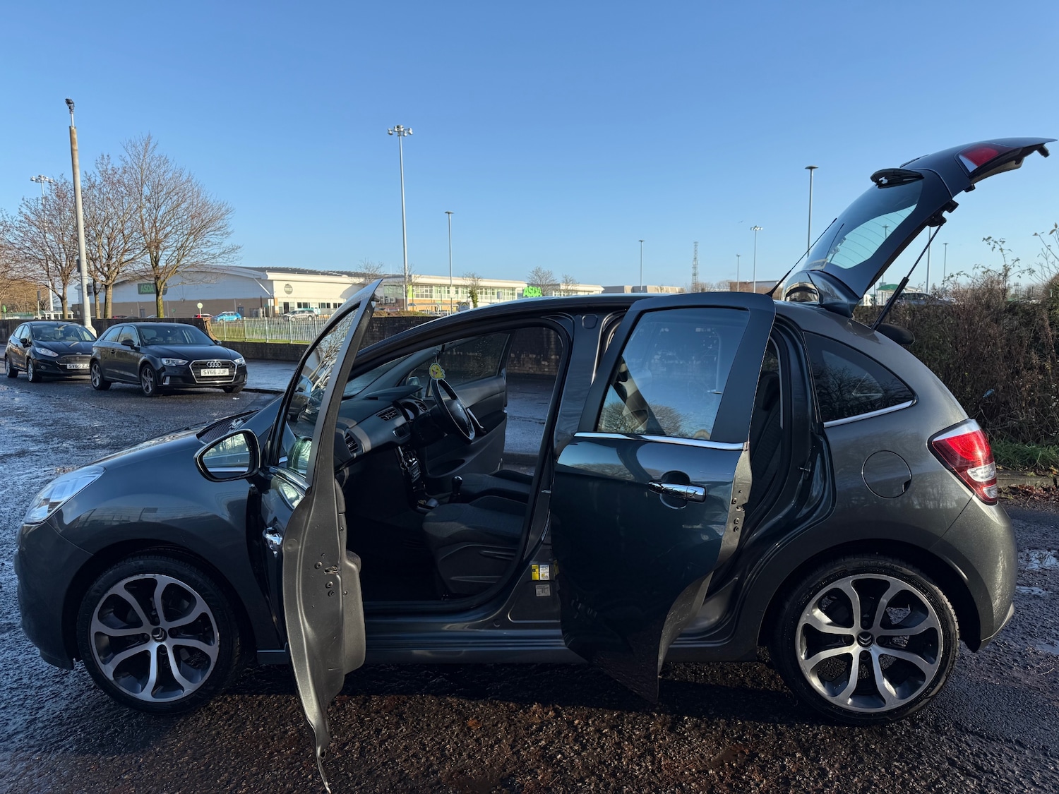 Used Citroen C3 2015 for sale - 76786968: Photo 24