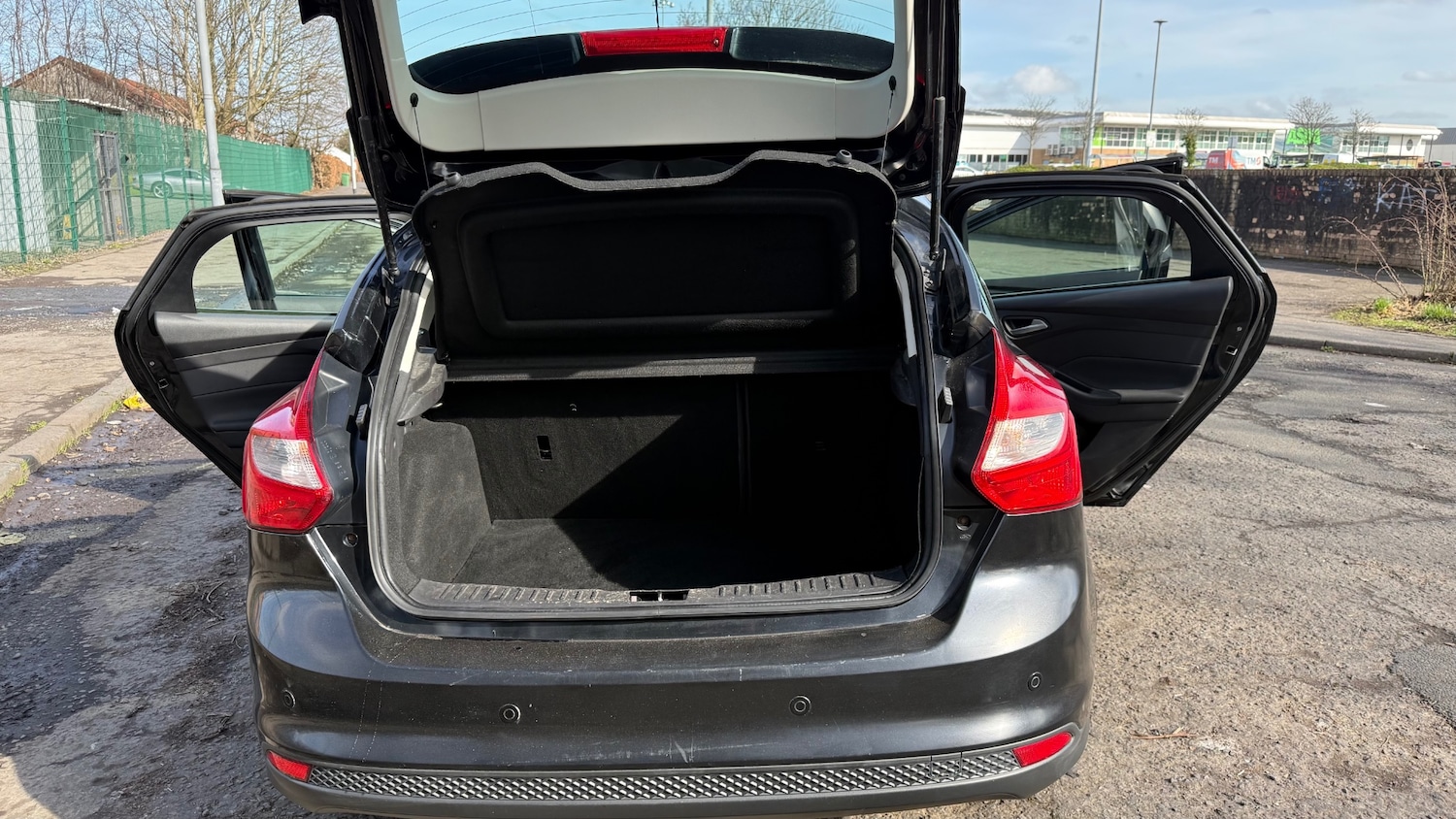 Used Ford Focus 2012 for sale - 77937718: Photo 26