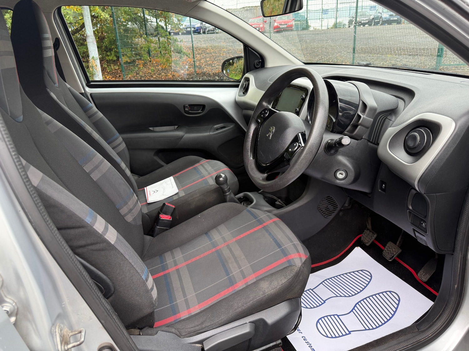Used Peugeot 108 2015 for sale - 76126281: Photo 13