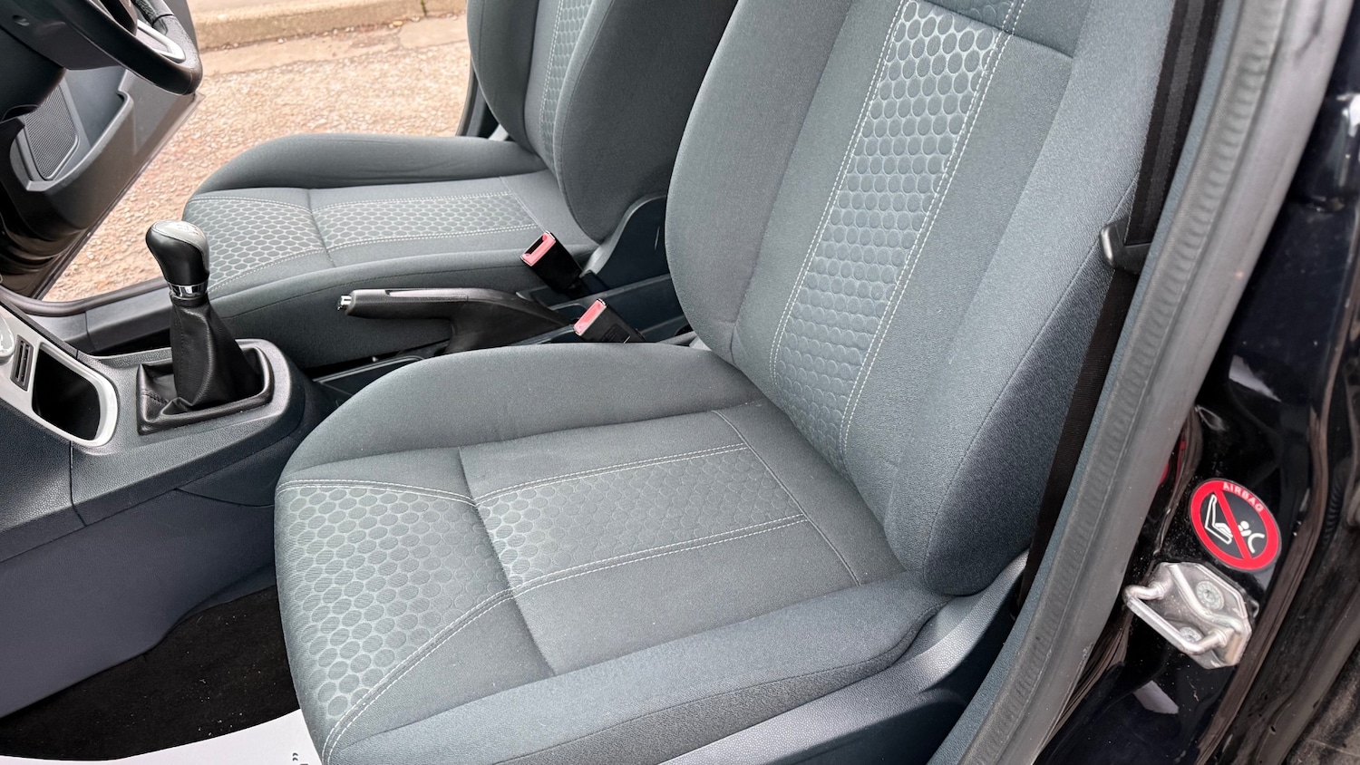 Used Ford Fiesta 2010 for sale - 77340320: Photo 16