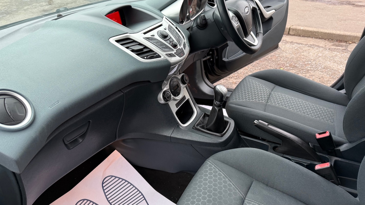 Used Ford Fiesta 2010 for sale - 77340320: Photo 17