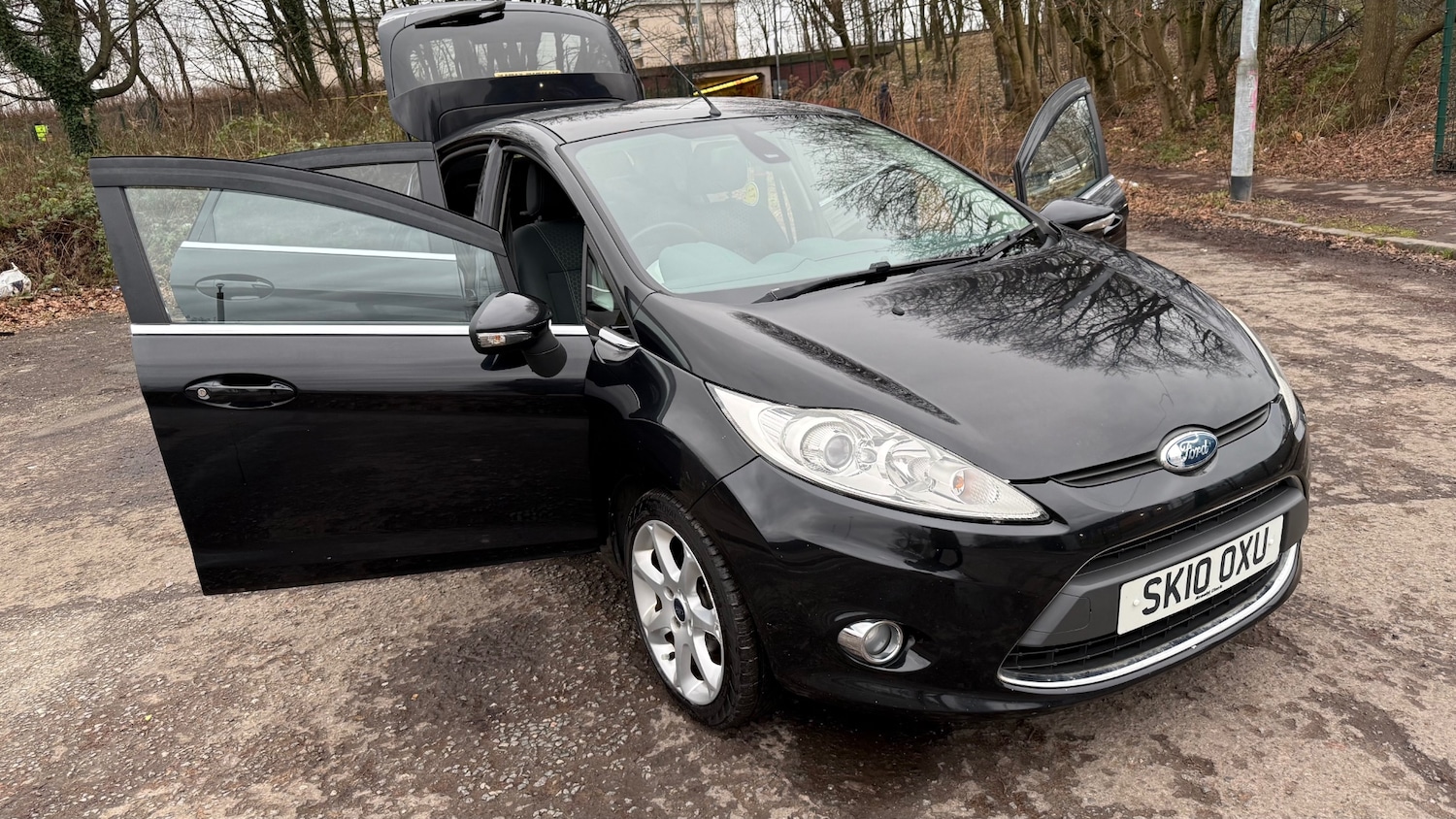 Used Ford Fiesta 2010 for sale - 77340320: Photo 26
