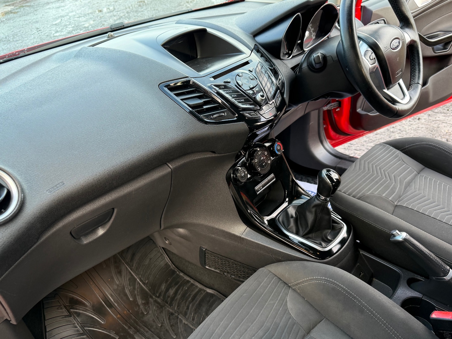 Used Ford Fiesta 2015 for sale - 77189569: Photo 19