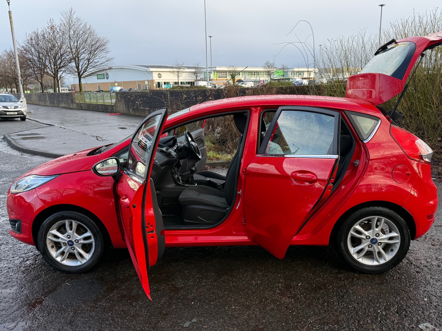 Used Ford Fiesta 2015 for sale - 77189569: Photo 21