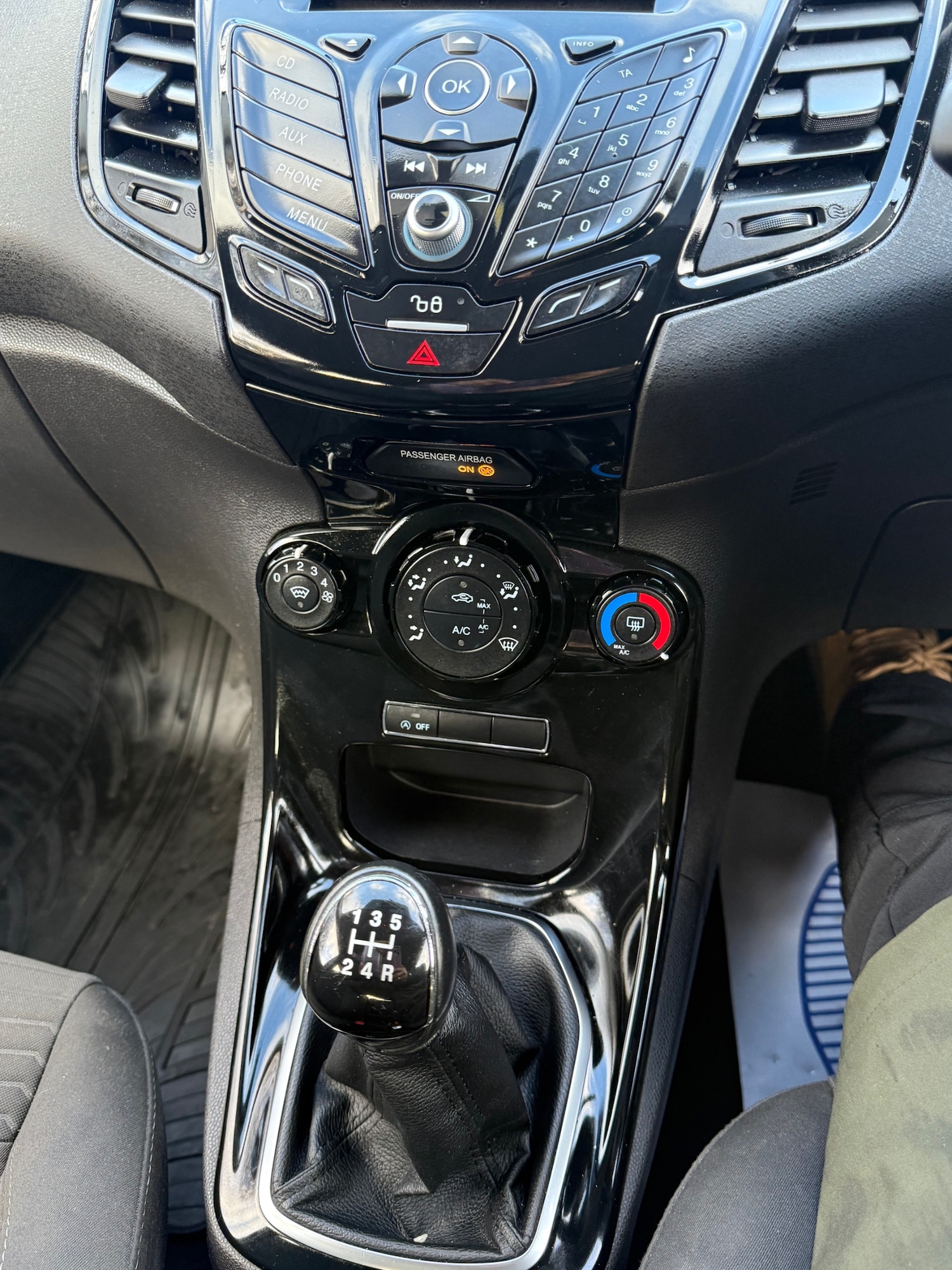 Used Ford Fiesta 2015 for sale - 77189569: Photo 25