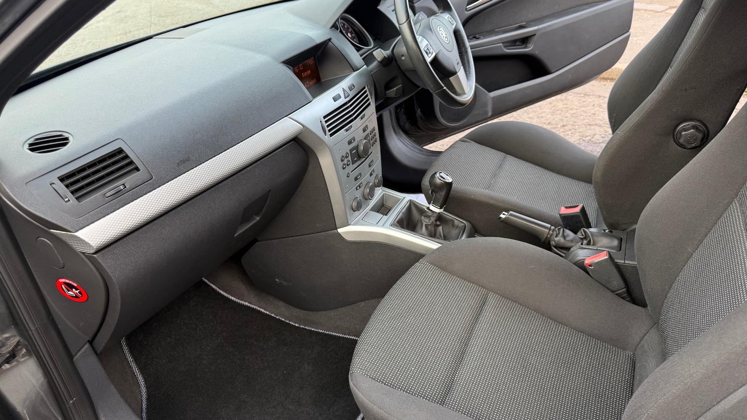 Used Vauxhall Astra 2009 for sale - 77938269: Photo 19