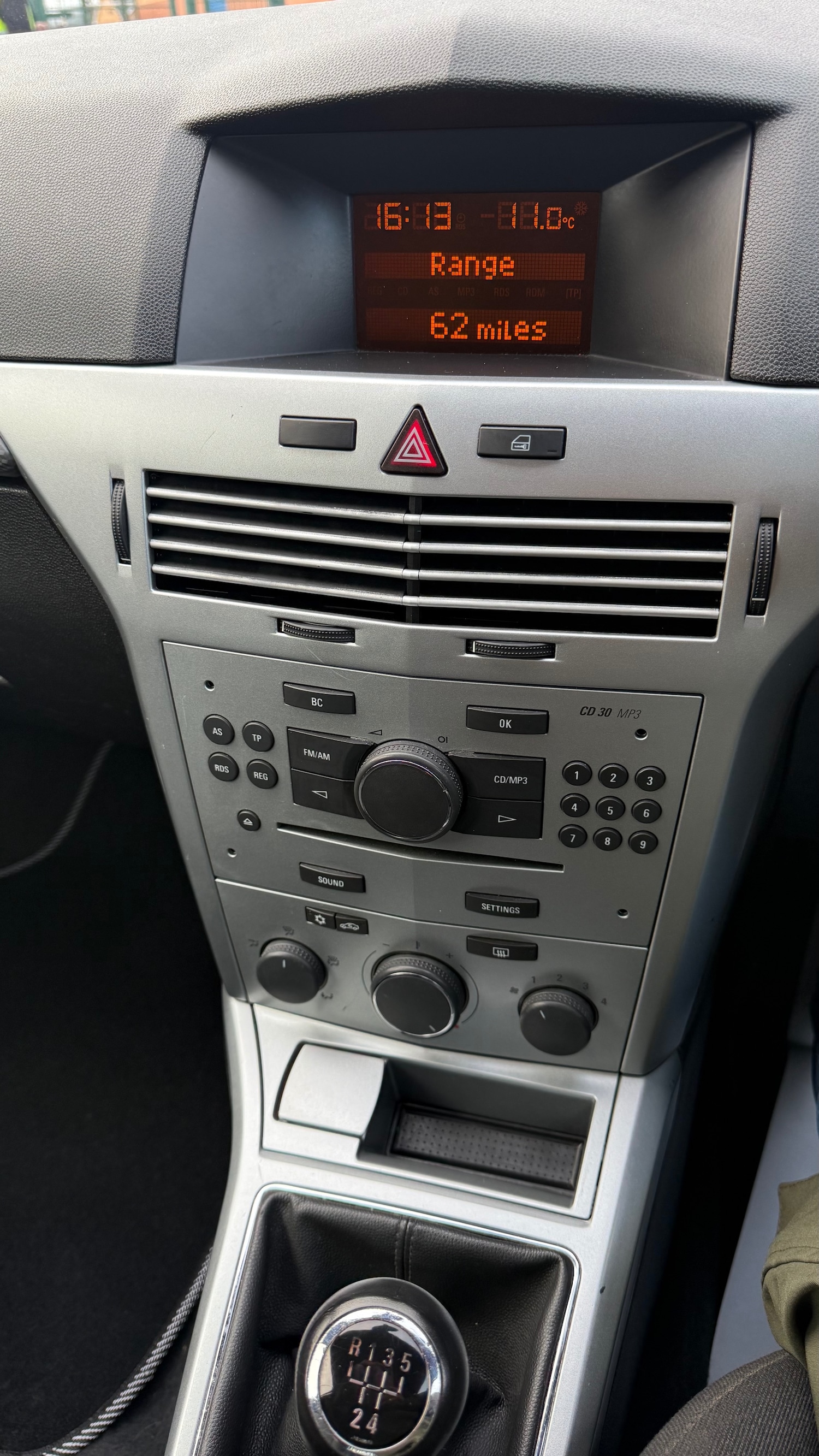 Used Vauxhall Astra 2009 for sale - 77938269: Photo 30