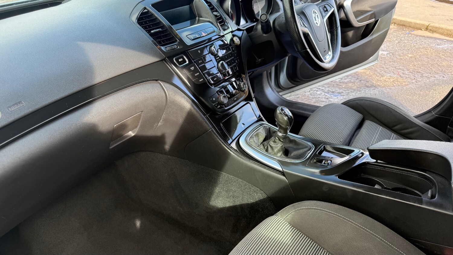 Used Vauxhall Insignia 2013 for sale - 77837415: Photo 19