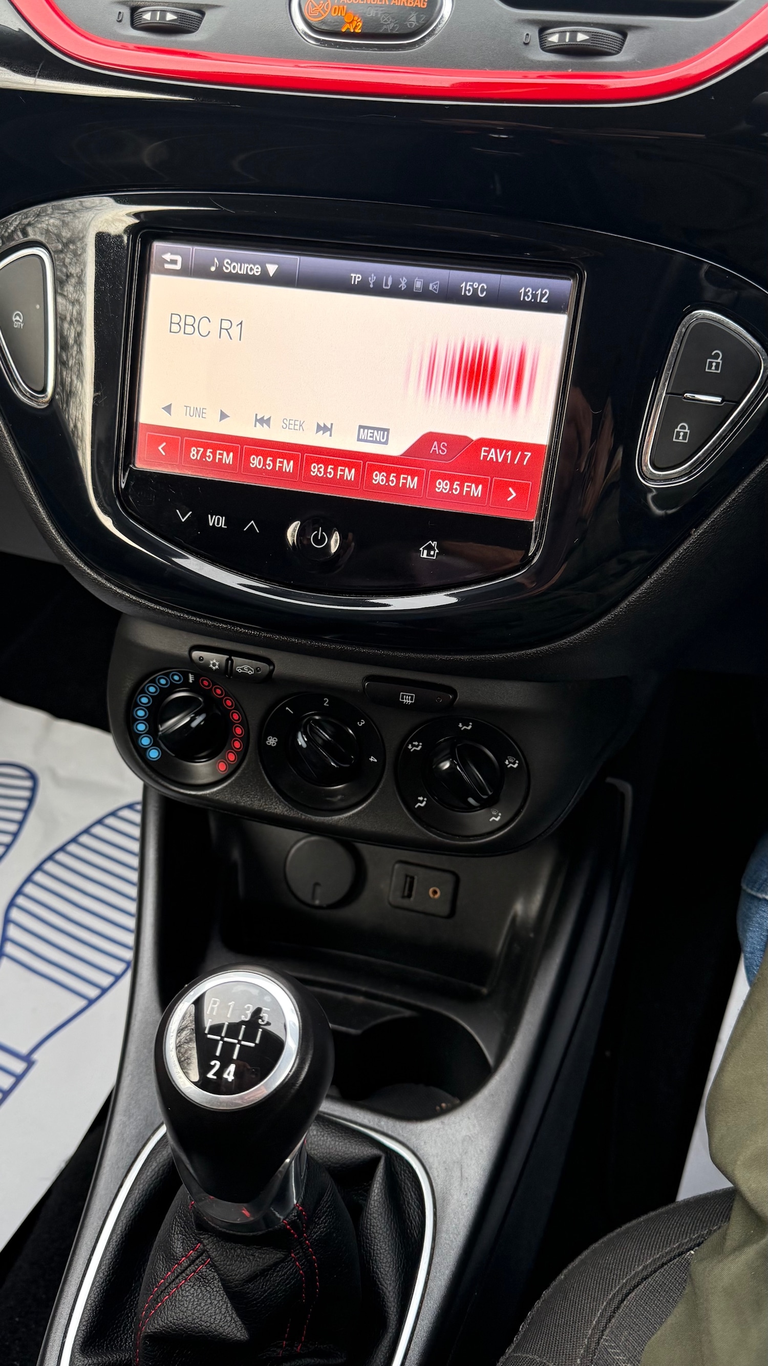 Used Vauxhall Corsa 2015 for sale - 76963722: Photo 24