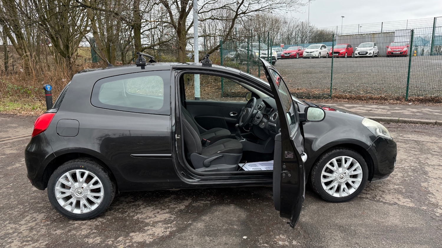 Used Renault Clio 2009 for sale - 77340332: Photo 14