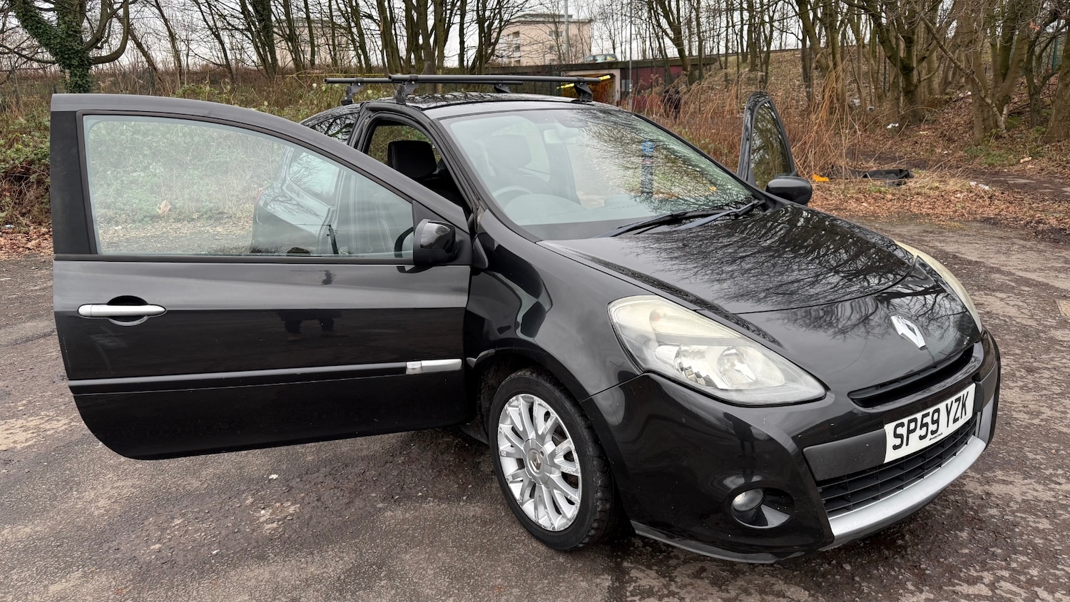 Used Renault Clio 2009 for sale - 77340332: Photo 25