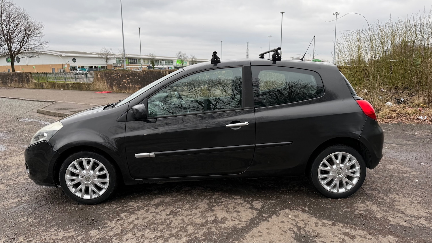 Used Renault Clio 2009 for sale - 77340332: Photo 8