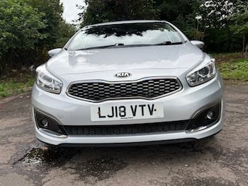 Used Kia Ceed 2018 for sale - 79693189: Photo