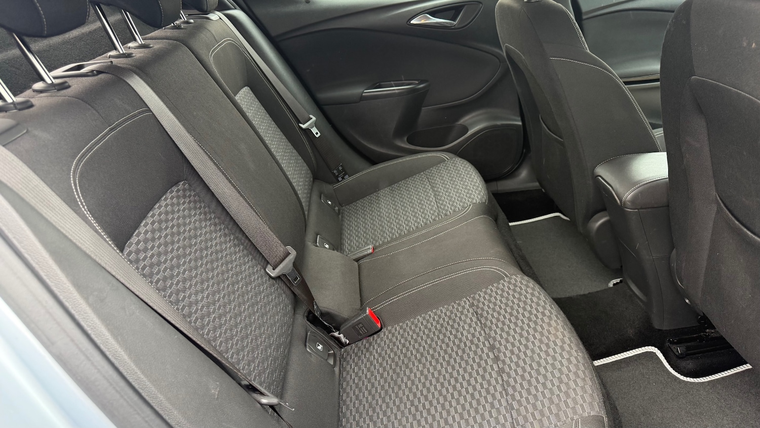 Used Vauxhall Astra 2016 for sale - 77678904: Photo 13