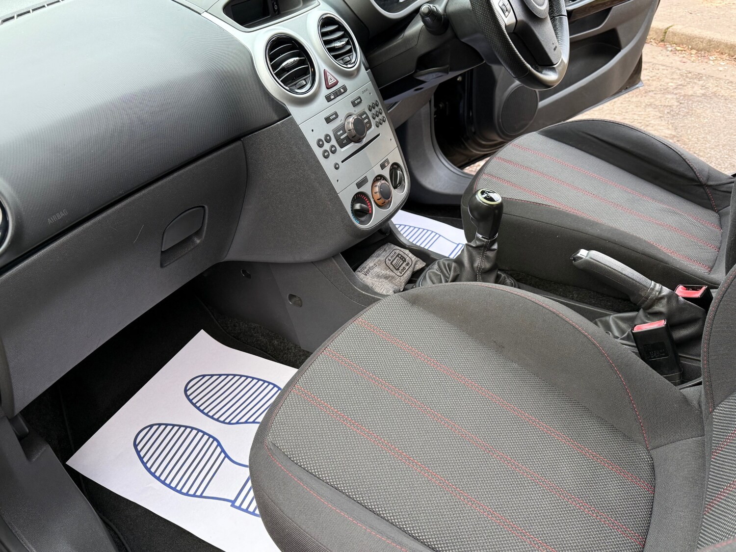 Used Vauxhall Corsa 2010 for sale - 77412406: Photo 18