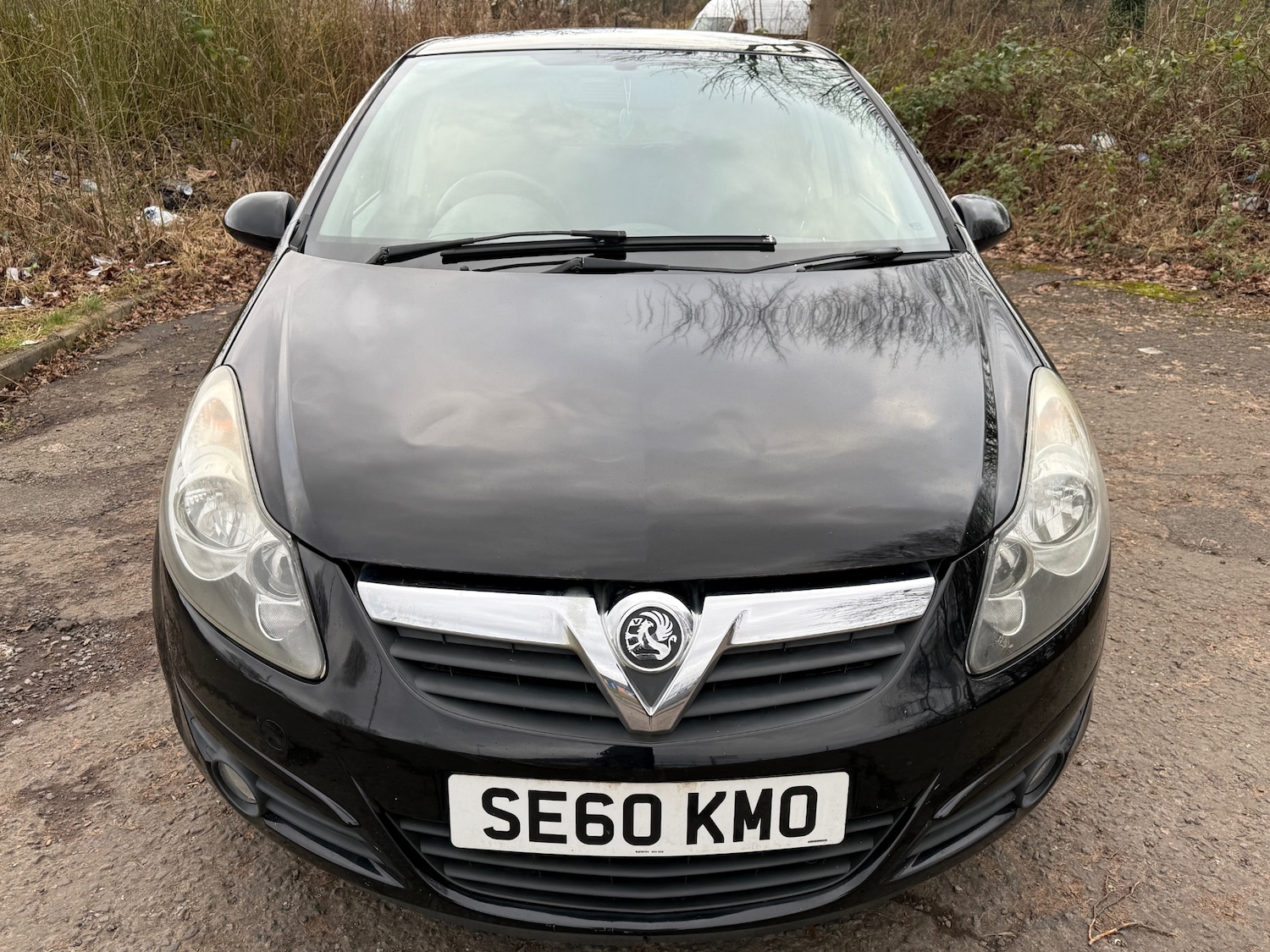 Used Vauxhall Corsa 2010 for sale - 77412406: Photo 2