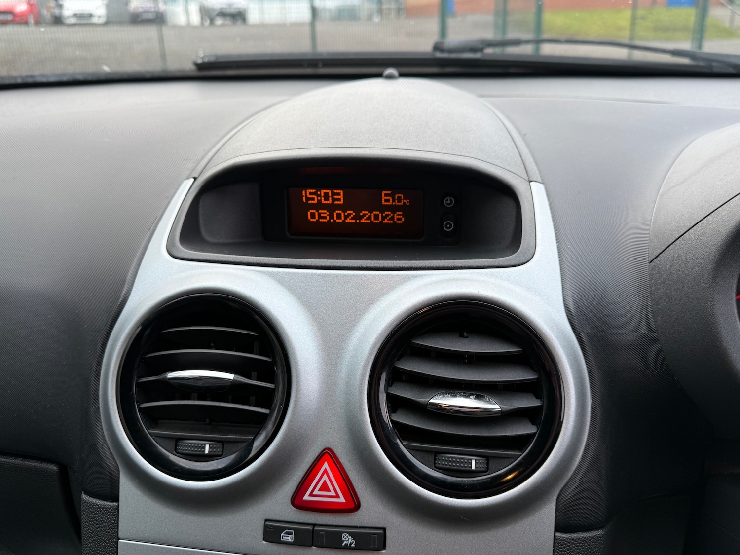 Used Vauxhall Corsa 2010 for sale - 77412406: Photo 23