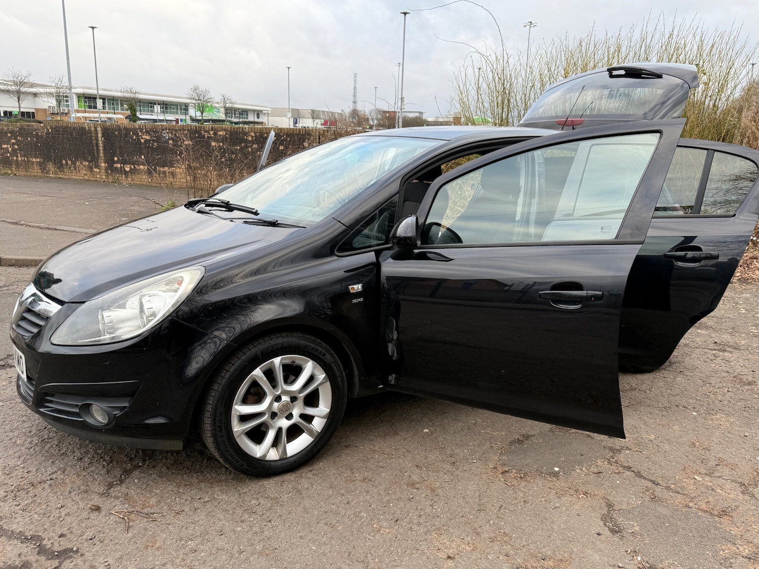 Used Vauxhall Corsa 2010 for sale - 77412406: Photo 24