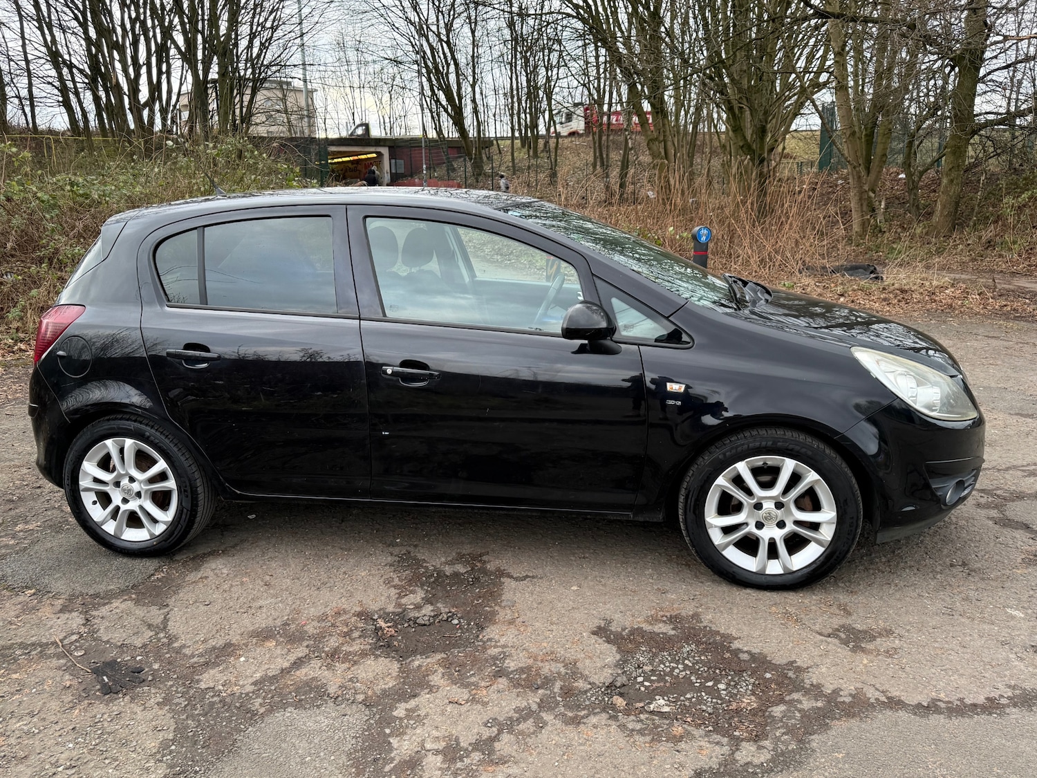 Used Vauxhall Corsa 2010 for sale - 77412406: Photo 5