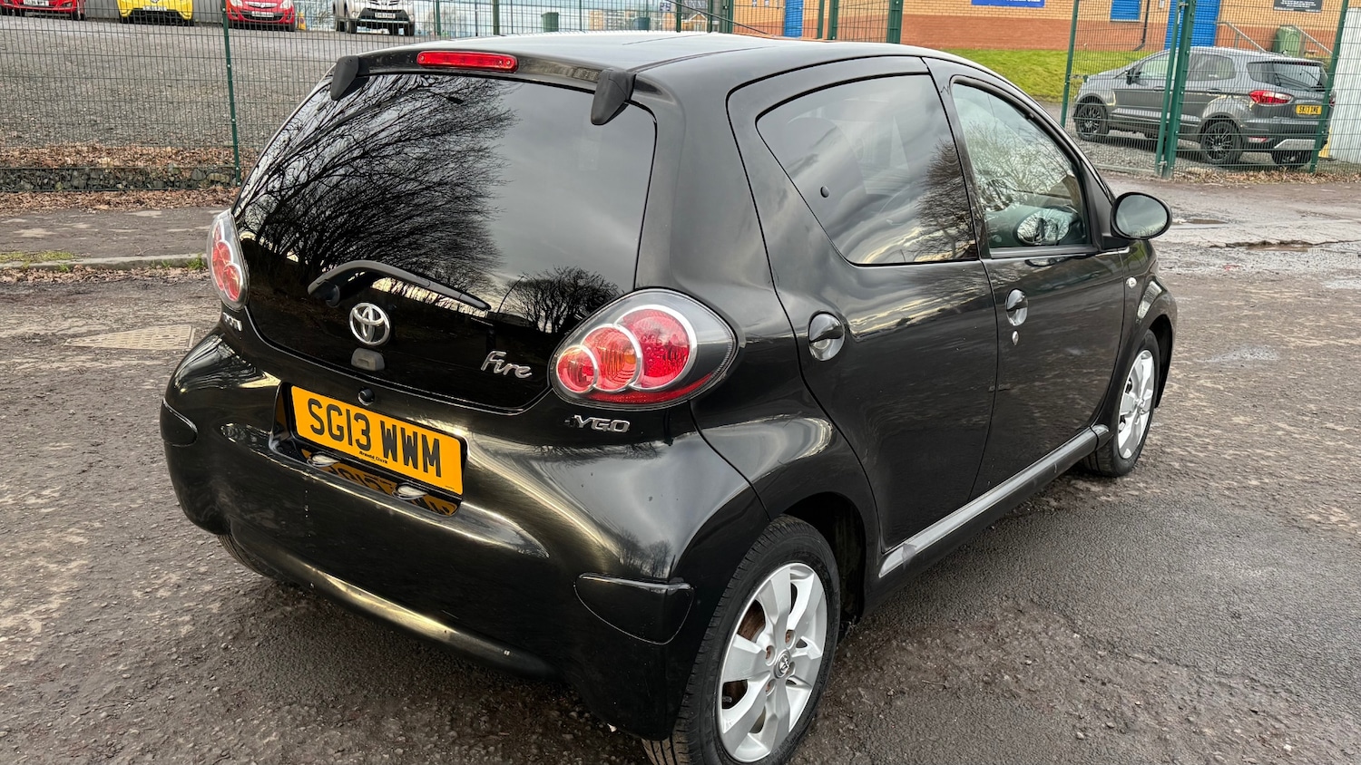 Used Toyota AYGO 2013 for sale - 77268179: Photo 11