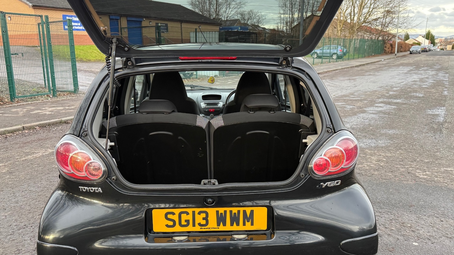 Used Toyota AYGO 2013 for sale - 77268179: Photo 12