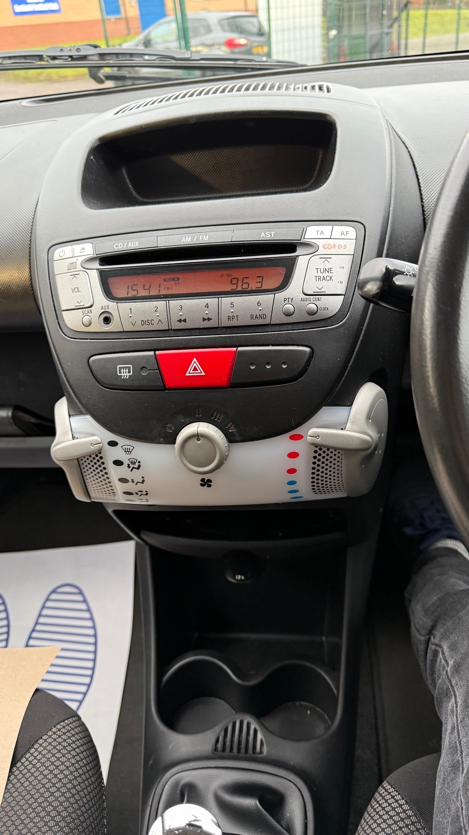 Used Toyota AYGO 2013 for sale - 77268179: Photo 23