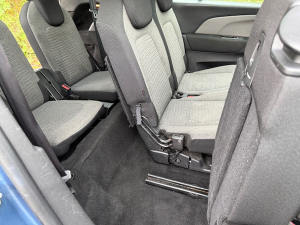 Used Citroen C4 Grand Picasso 2015 for sale - 76093900: Photo 17