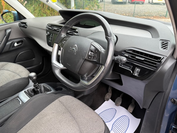 Used Citroen C4 Grand Picasso 2015 for sale - 76093900: Photo 19