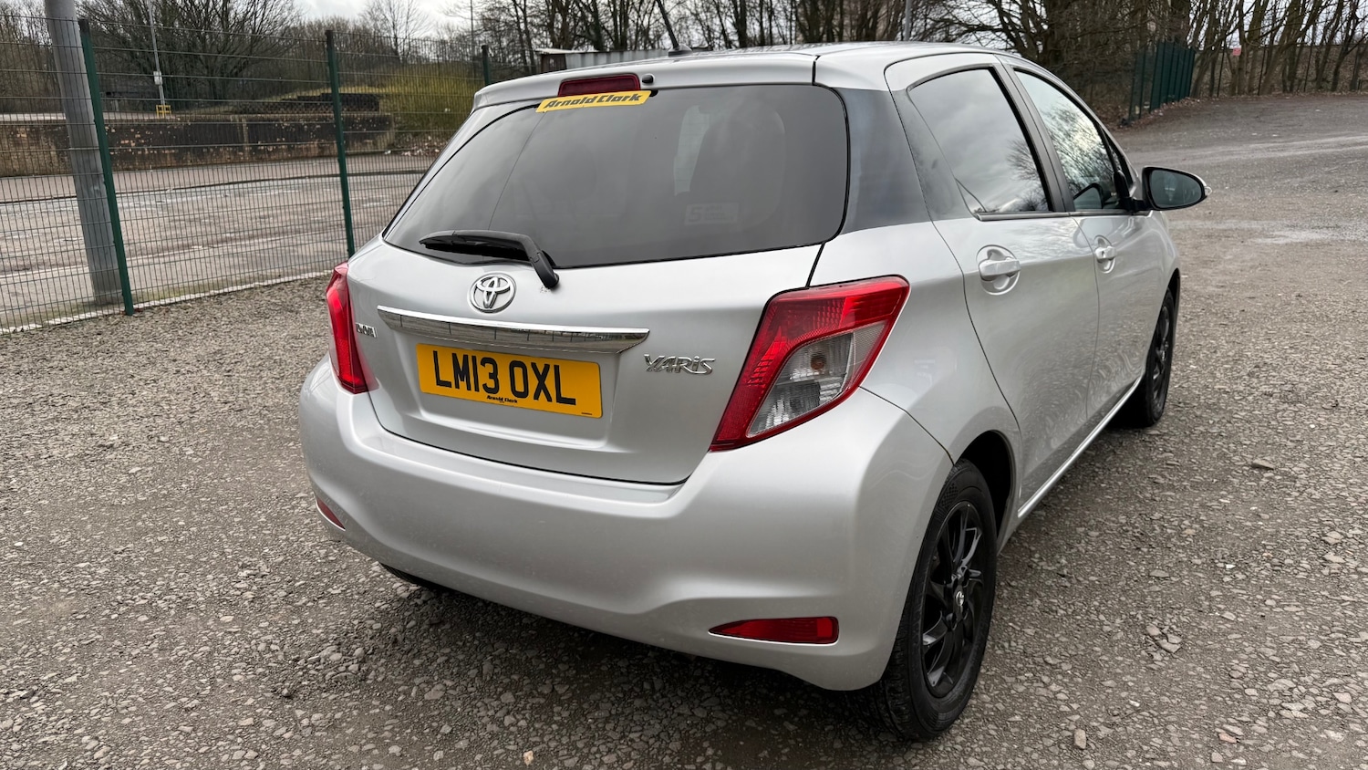 Used Toyota Yaris 2013 for sale - 77679030: Photo 10