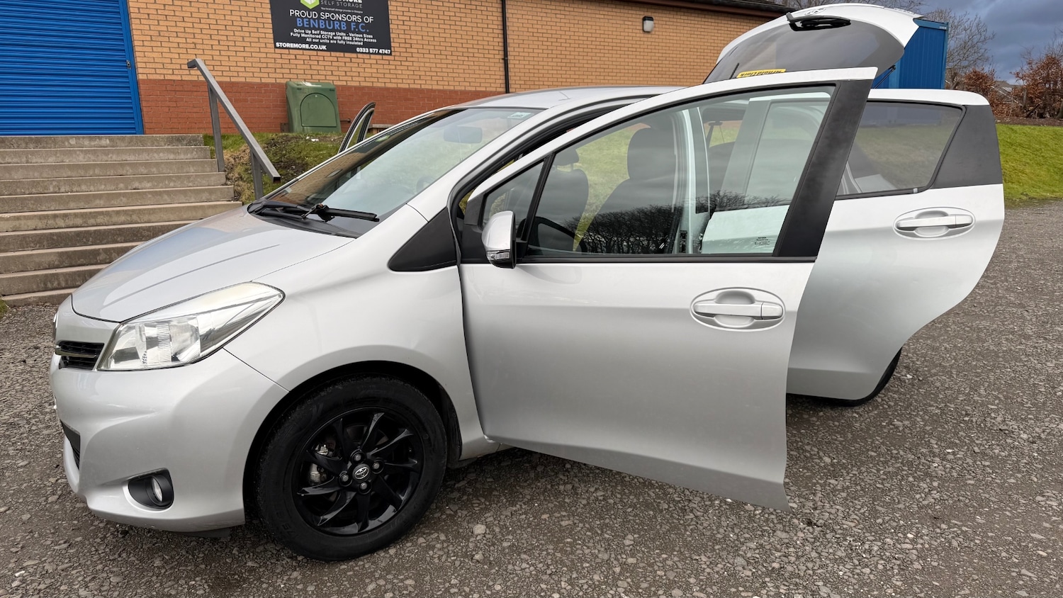 Used Toyota Yaris 2013 for sale - 77679030: Photo 21