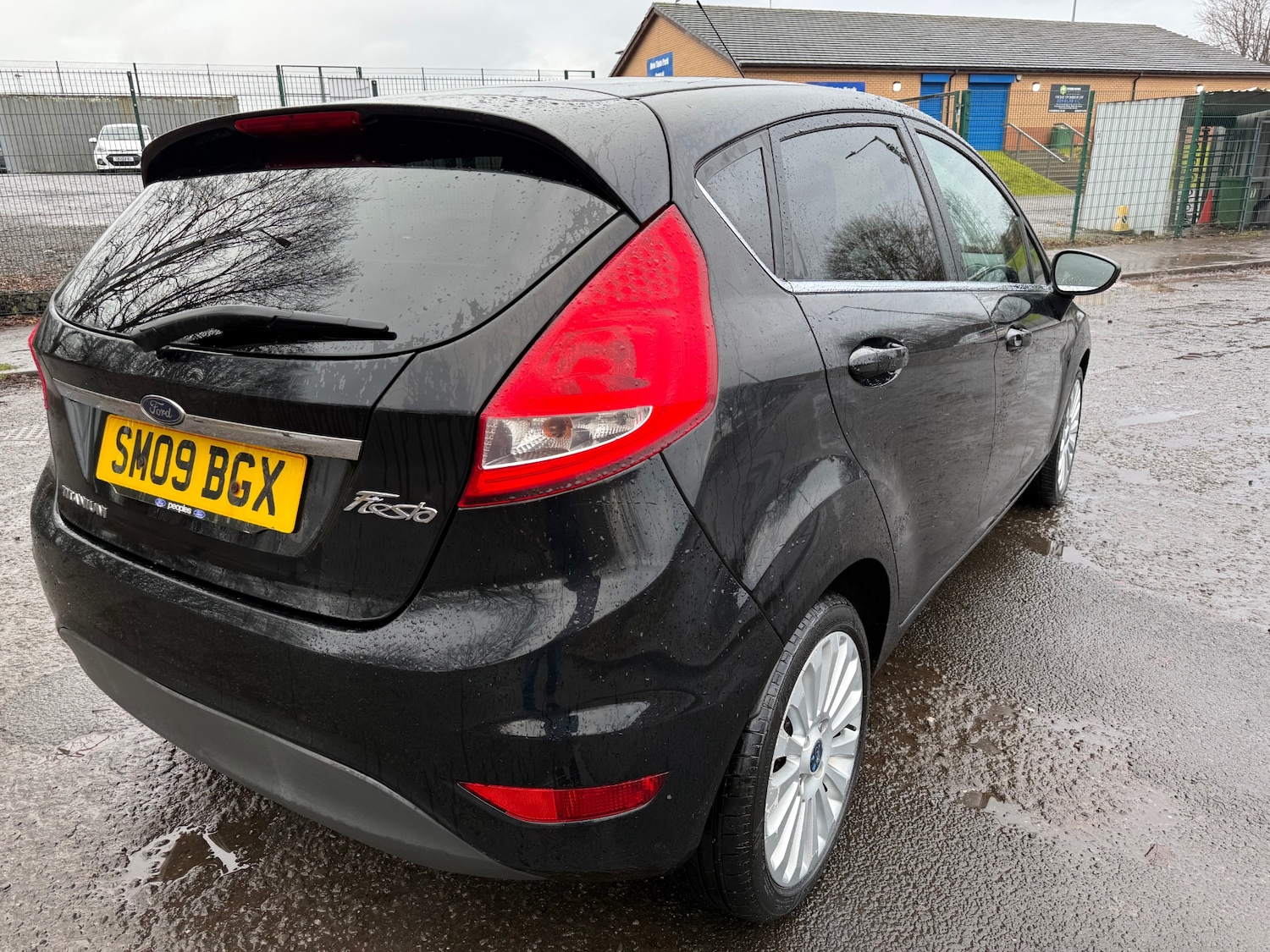 Used Ford Fiesta 2009 for sale - 77483836: Photo 11