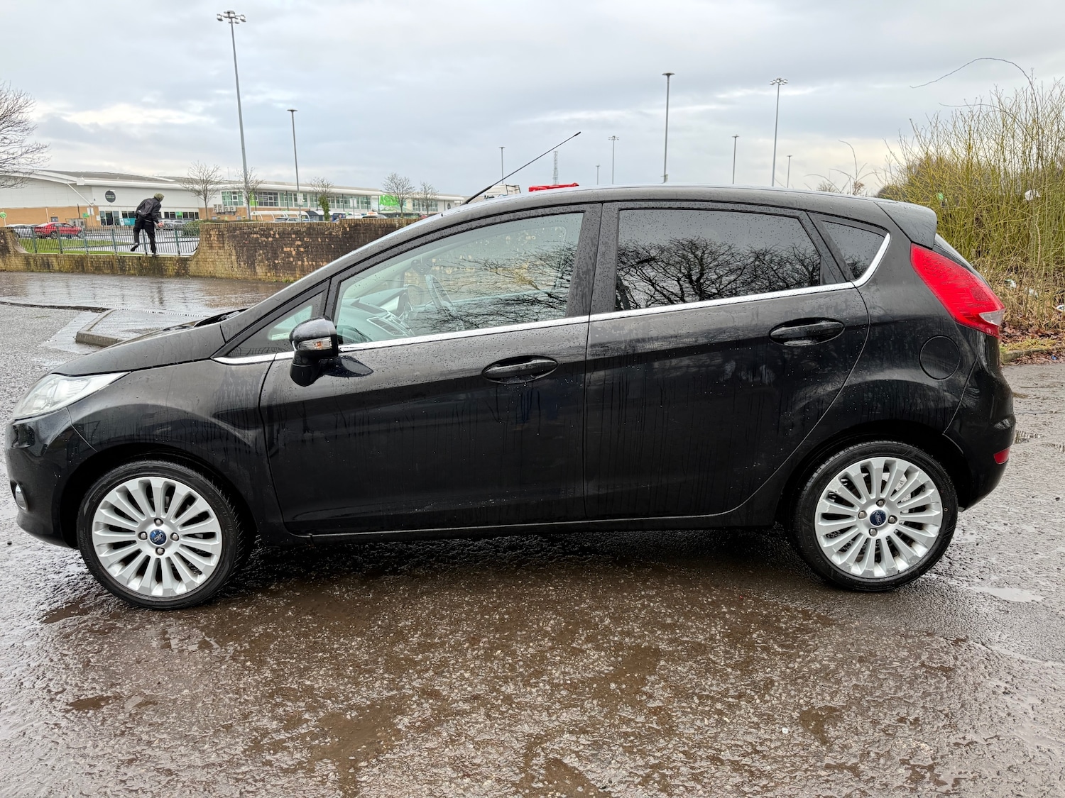 Used Ford Fiesta 2009 for sale - 77483836: Photo 8