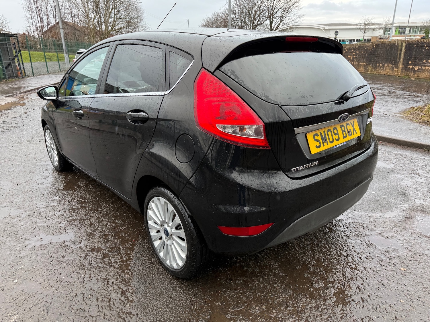 Used Ford Fiesta 2009 for sale - 77483836: Photo 9
