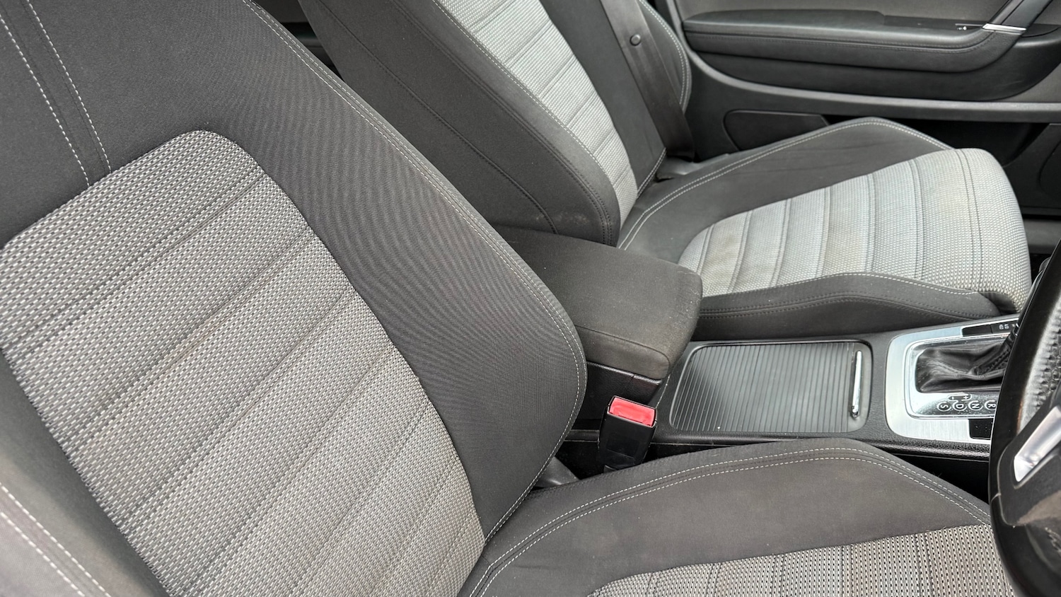 Used Volkswagen Passat 2009 for sale - 77228471: Photo 16