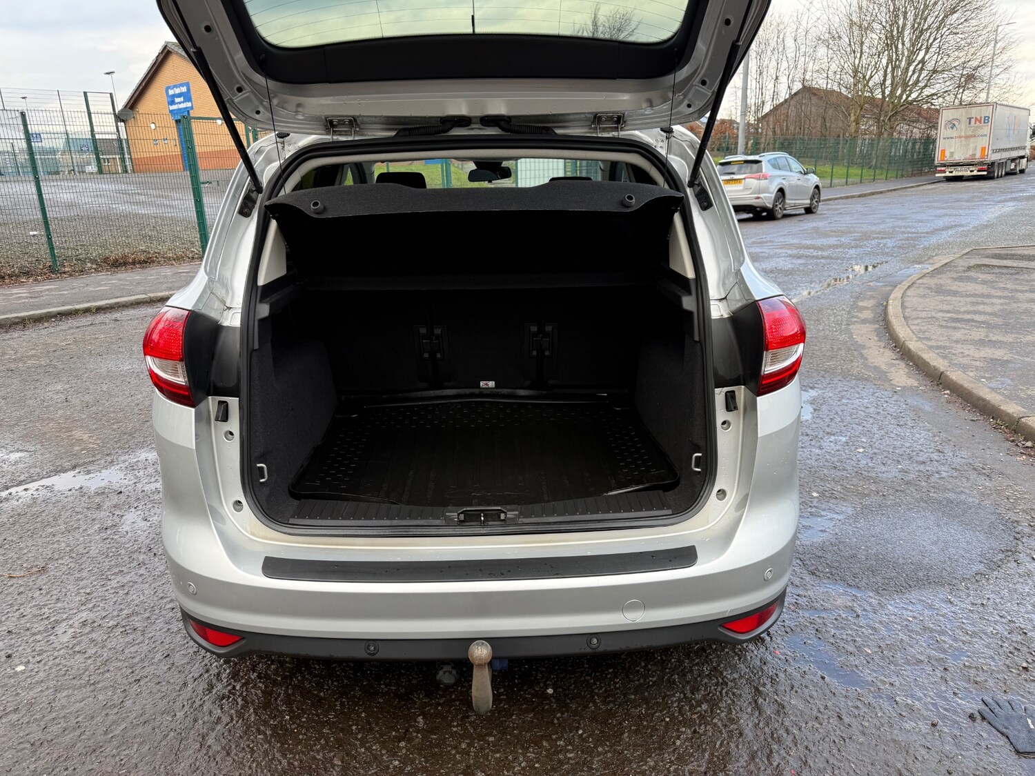 Used Ford C-Max 2016 for sale - 77483829: Photo 12