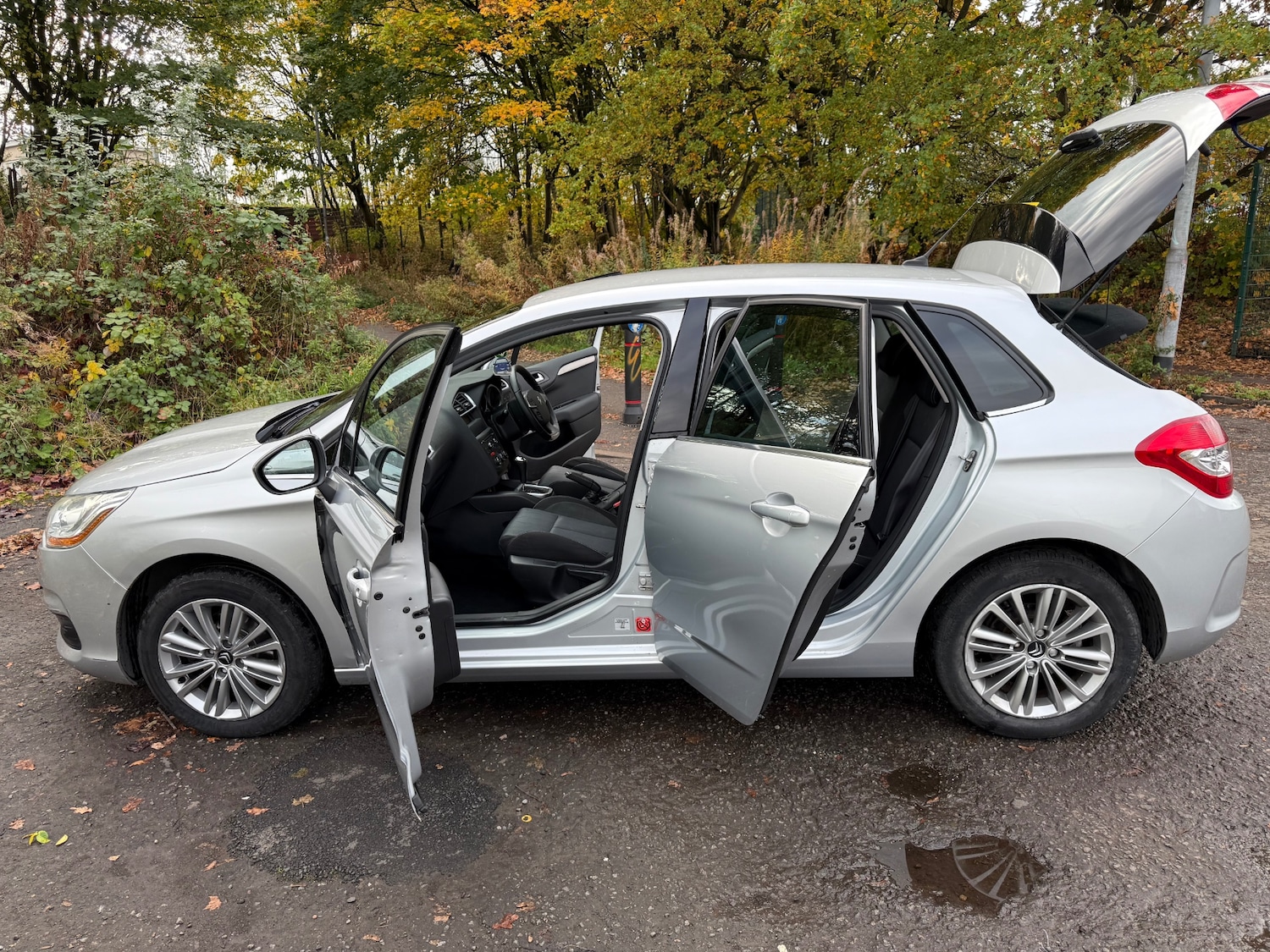 Used Citroen C4 2011 for sale - 76336042: Photo 19