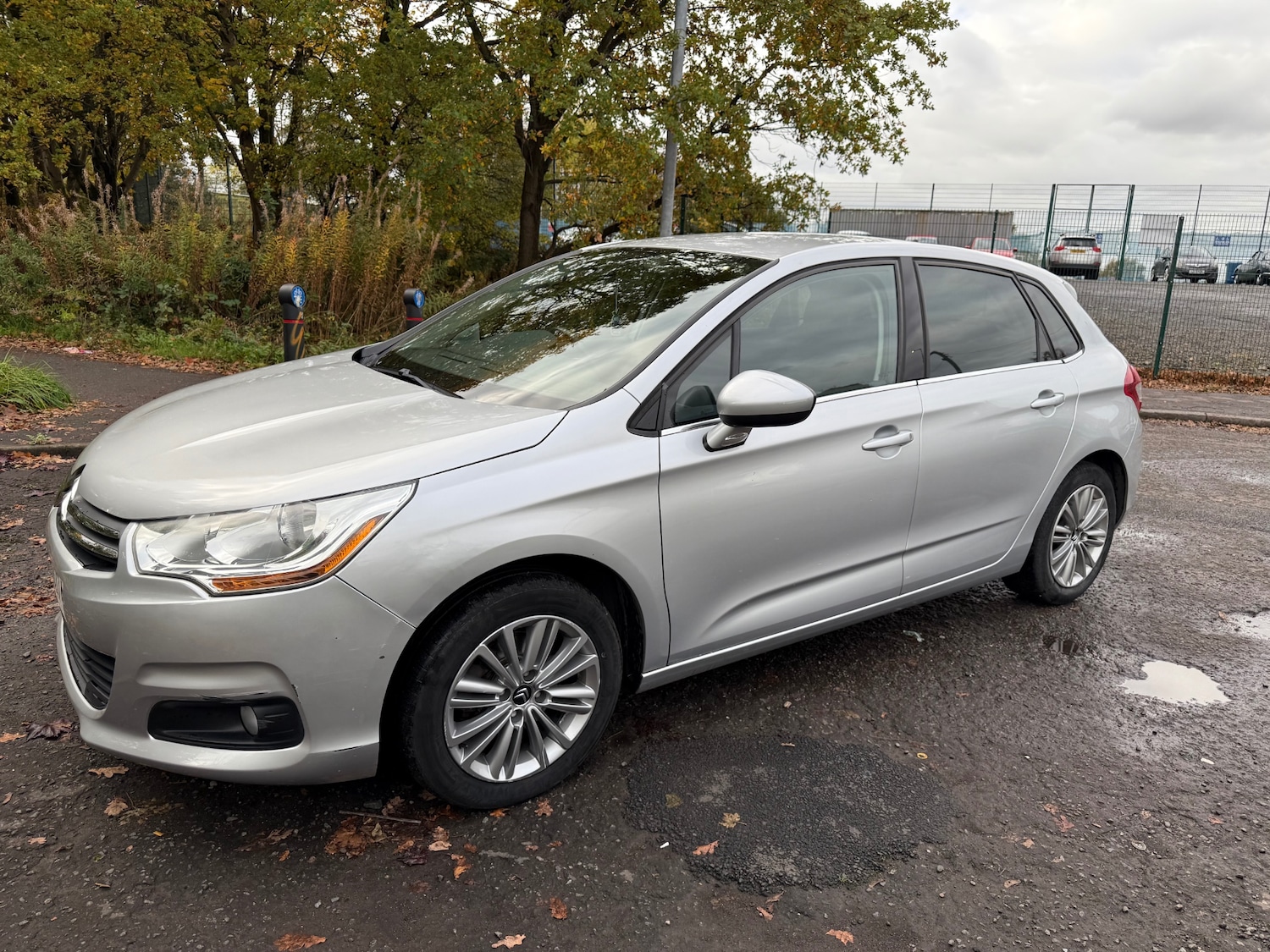 Used Citroen C4 2011 for sale - 76336042: Photo 6